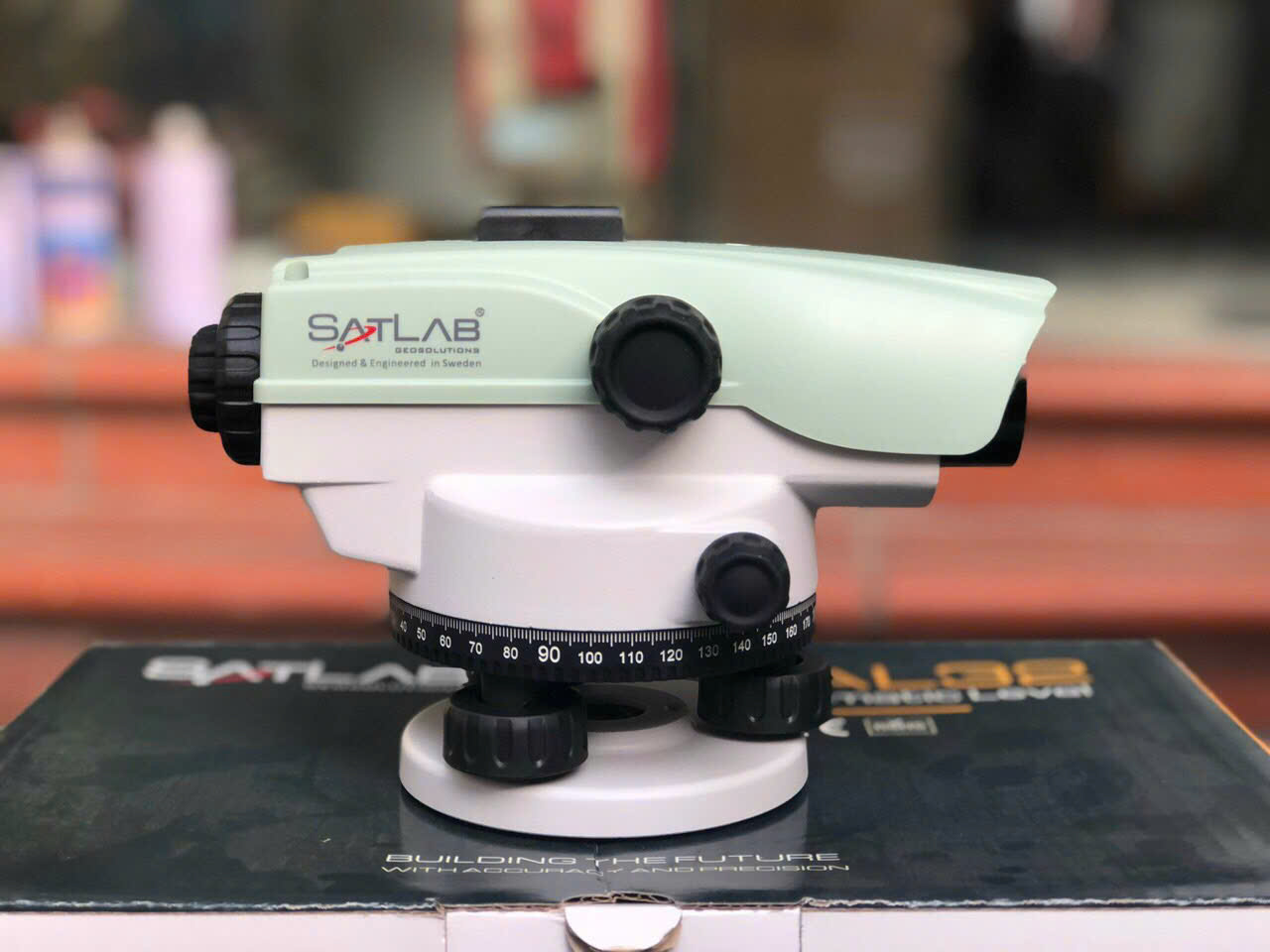 máy thủy bình satlab sal32